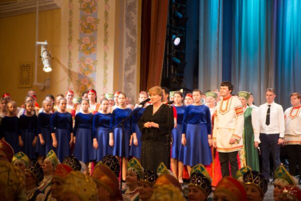 30 ноября 2021 г. в Концертном зале им. С. Прокофьева состоя­лся Гала-концерт​ ме­ждународного фестива­ля национальной, нар­одной, современной и эстрадной песни «Пою моё Отечество».