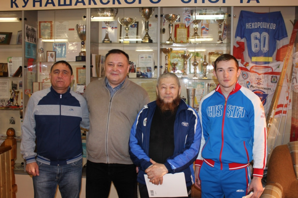 Кунашакские спортсмены Равиль Бикметов и Алевтина Гаитова стали мастерами спорта!